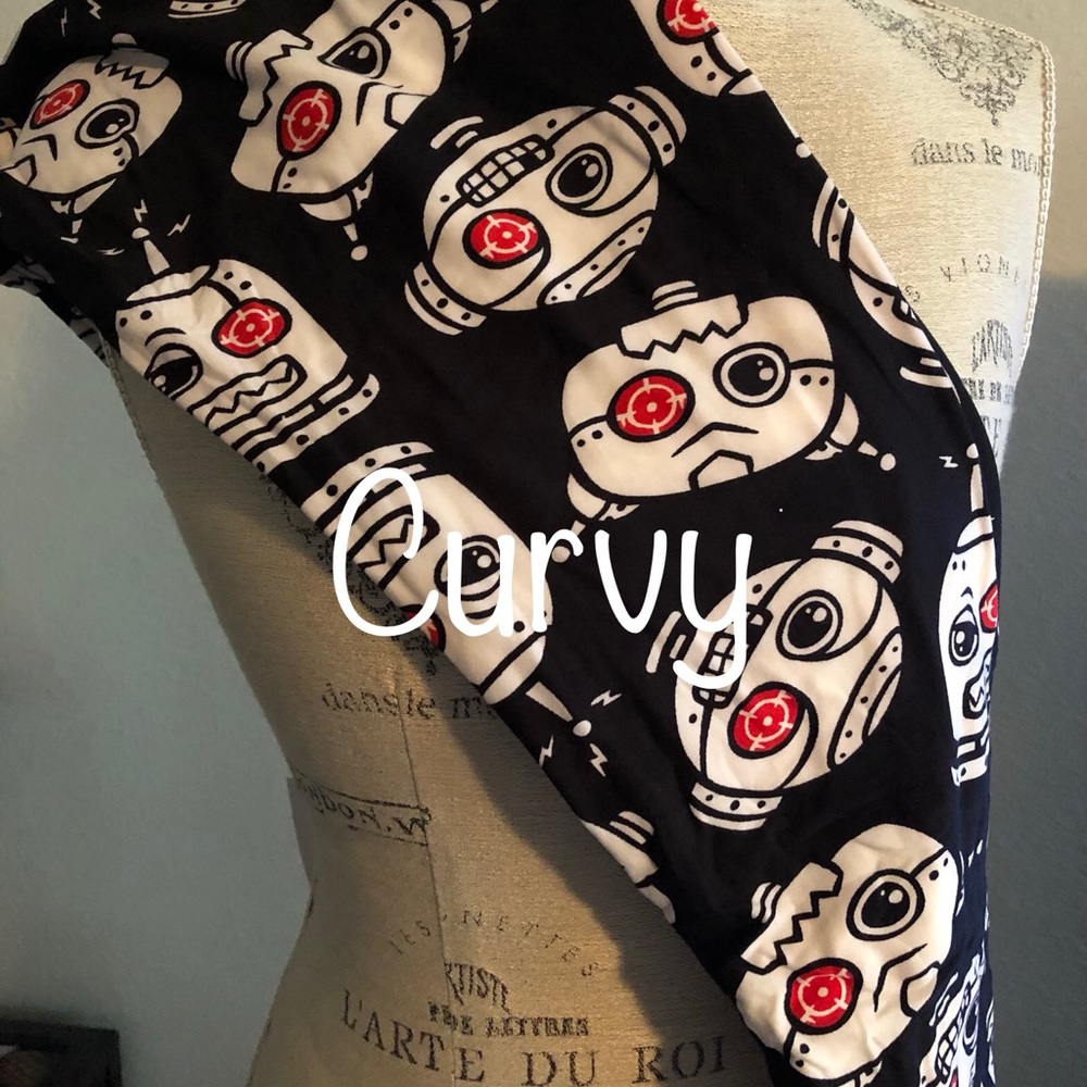 Curvy Amelia James leggings